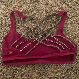 Lululemon sports bra